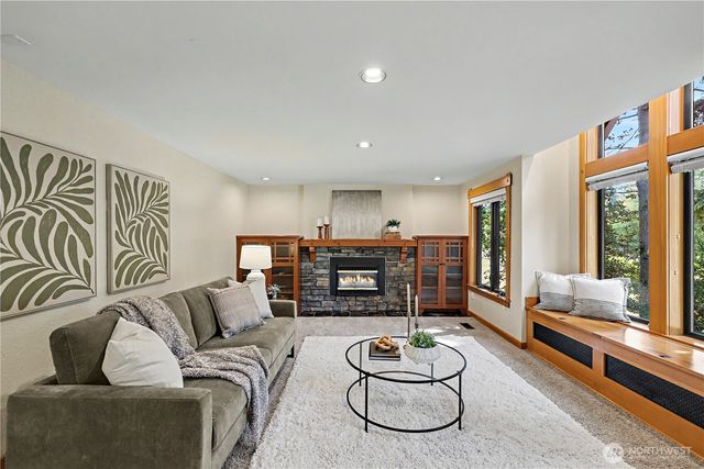 20106 Marine View Drive SW, Normandy Park, WA 98166