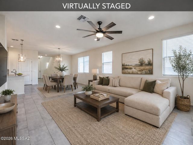 11328 S Weismann Drive, Vail, AZ 85641