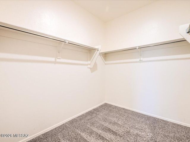 11328 S Weismann Drive, Vail, AZ 85641