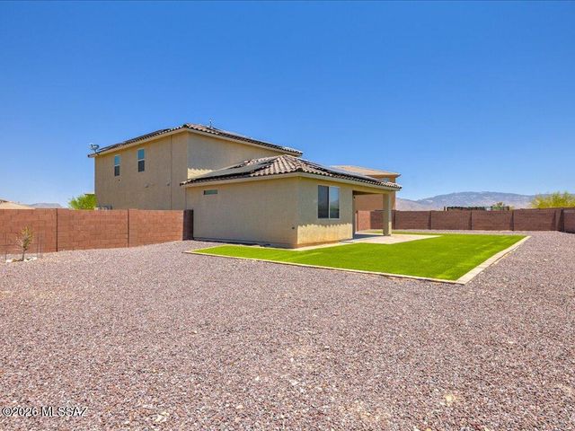 11328 S Weismann Drive, Vail, AZ 85641