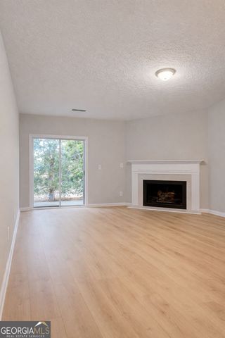 2743 Heathrow Drive, Lawrenceville, GA 30043