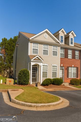 2743 Heathrow Drive, Lawrenceville, GA 30043