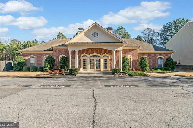 2743 Heathrow Drive, Lawrenceville, GA 30043