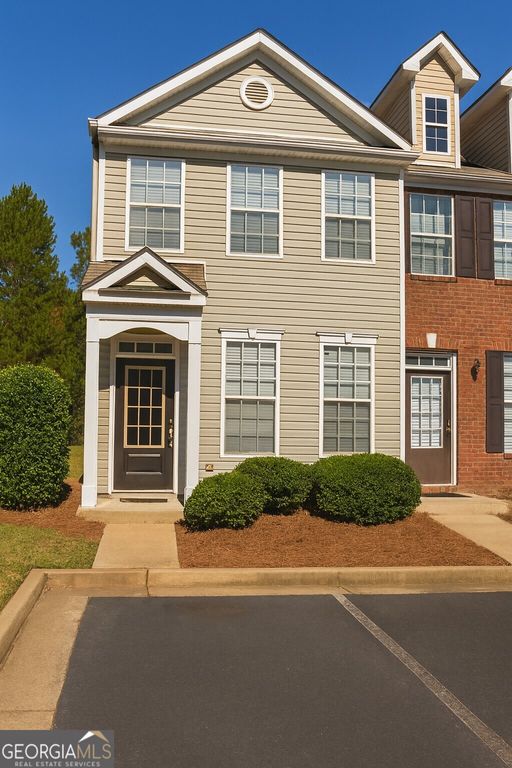 2743 Heathrow Drive, Lawrenceville, GA 30043