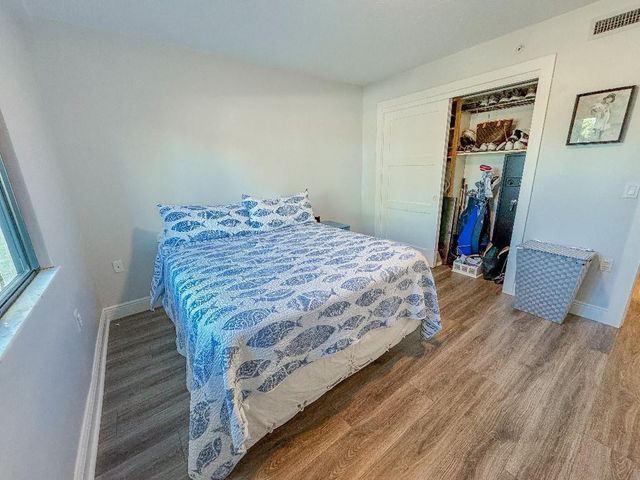 901 Seafarer Circle 101, Jupiter, FL 33477