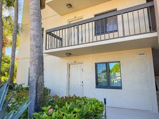 901 Seafarer Circle 101, Jupiter, FL 33477