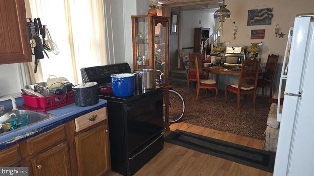 6 N 12TH ST, Pottsville, PA 17901