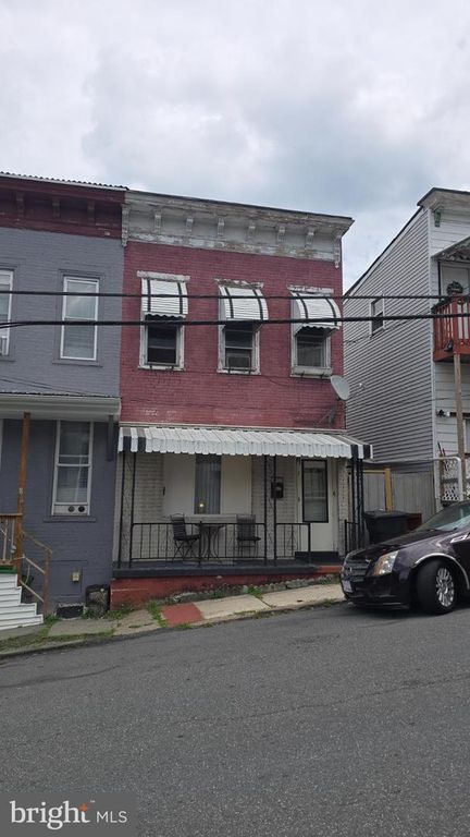 6 N 12TH ST, Pottsville, PA 17901