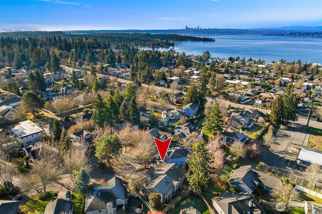 6308 110th Avenue NE, Kirkland, WA 98033
