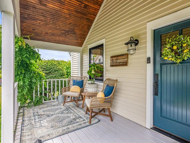 1549 Hinesburg Road, South Burlington, VT 05403
