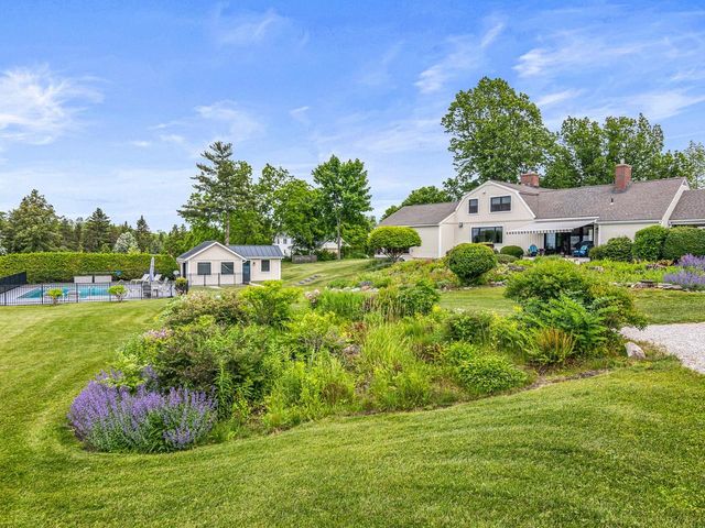 1549 Hinesburg Road, South Burlington, VT 05403