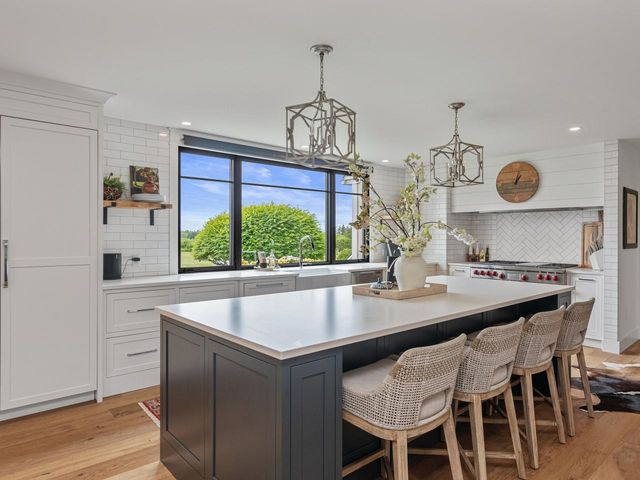 1549 Hinesburg Road, South Burlington, VT 05403