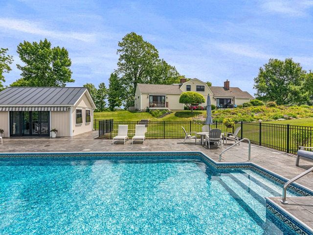 1549 Hinesburg Road, South Burlington, VT 05403