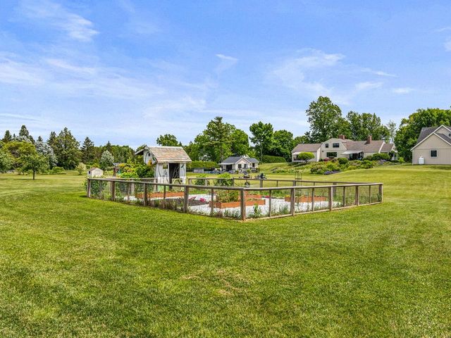 1549 Hinesburg Road, South Burlington, VT 05403