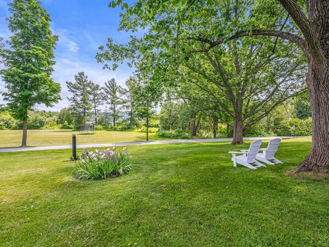 1549 Hinesburg Road, South Burlington, VT 05403