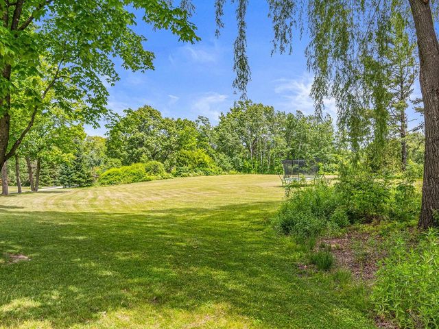1549 Hinesburg Road, South Burlington, VT 05403