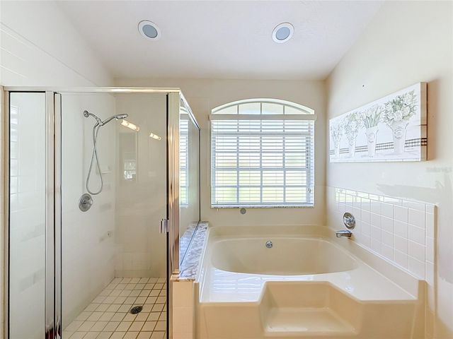 2961 WESTGATE DRIVE, Eustis, FL 32726