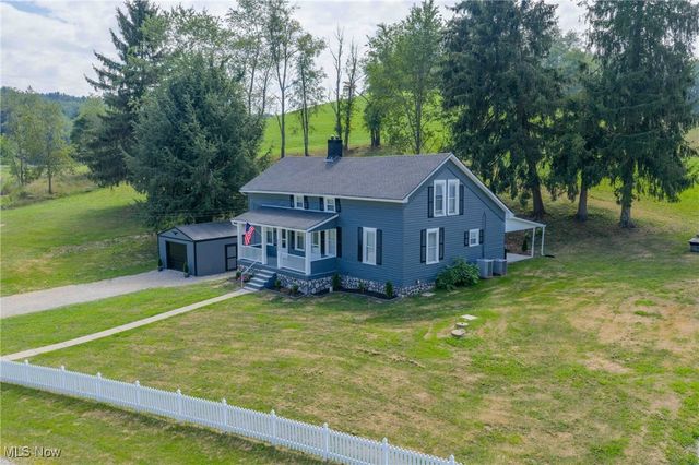 4528 Gintz Road NE, Dover, OH 44622