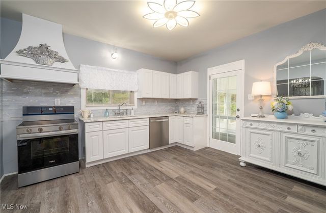 4528 Gintz Road NE, Dover, OH 44622