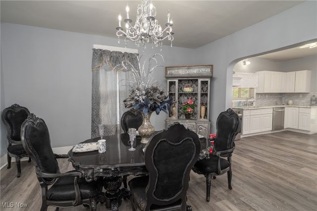 4528 Gintz Road NE, Dover, OH 44622