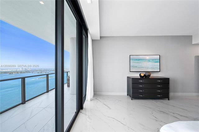 3131 NE 7th Ave PH5201, Miami, FL 33137