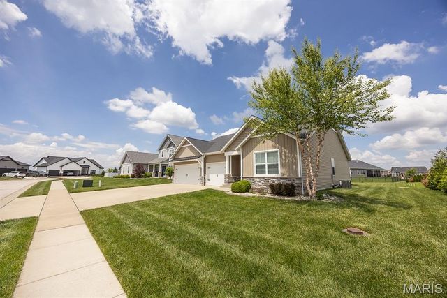 656 Fairway Wood Drive, O'fallon, IL 62269