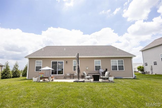 656 Fairway Wood Drive, O'fallon, IL 62269