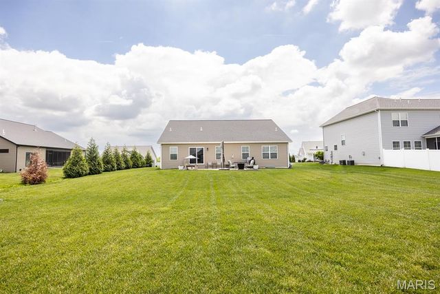 656 Fairway Wood Drive, O'fallon, IL 62269