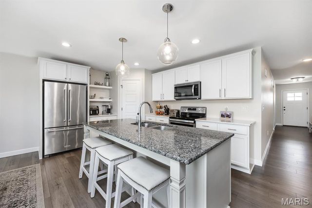 656 Fairway Wood Drive, O'fallon, IL 62269