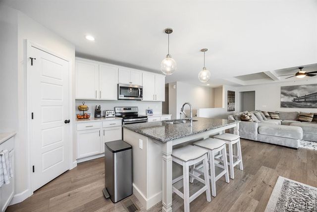 656 Fairway Wood Drive, O'fallon, IL 62269