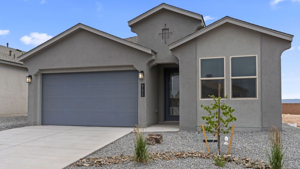 4222 Via De Ventura, Santa Fe, NM 87507