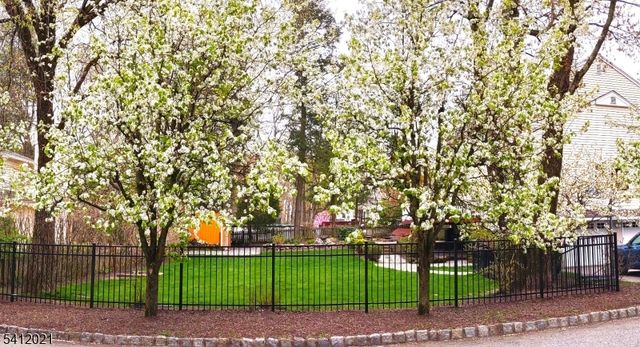 3 Renault Rd, West Milford Twp., NJ 07480