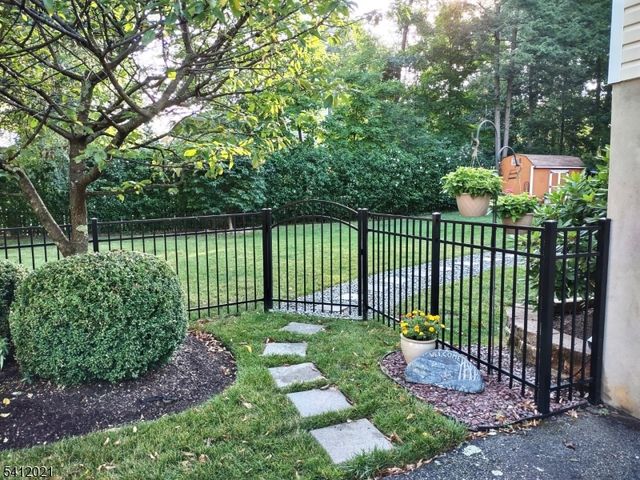 3 Renault Rd, West Milford Twp., NJ 07480