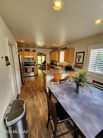 2411 E Skipping Rock Way, Oro Valley, AZ 85737