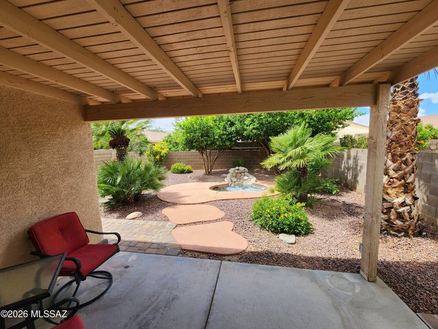 2411 E Skipping Rock Way, Oro Valley, AZ 85737