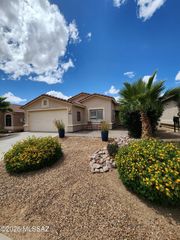 2411 E Skipping Rock Way, Oro Valley, AZ 85737