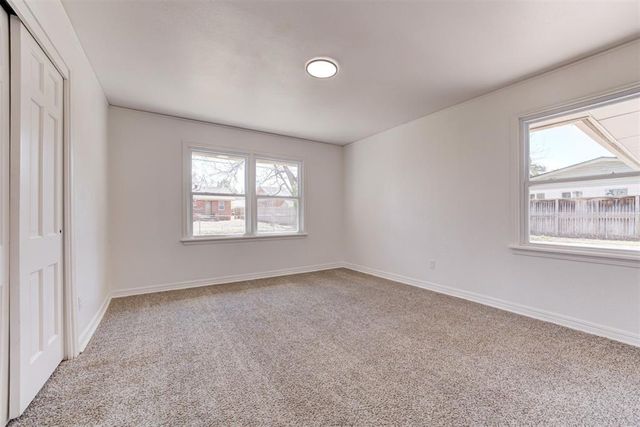 2604 Kings Way, The Village, OK 73120