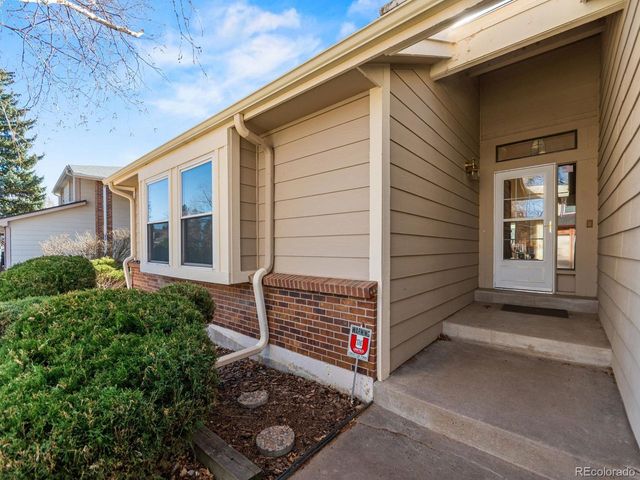 15972 E Lehigh Cir, Aurora, CO 80013