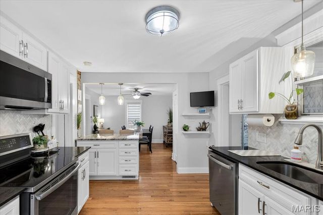 969 N Castello Street, Florissant, MO 63031