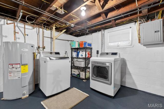 969 N Castello Street, Florissant, MO 63031