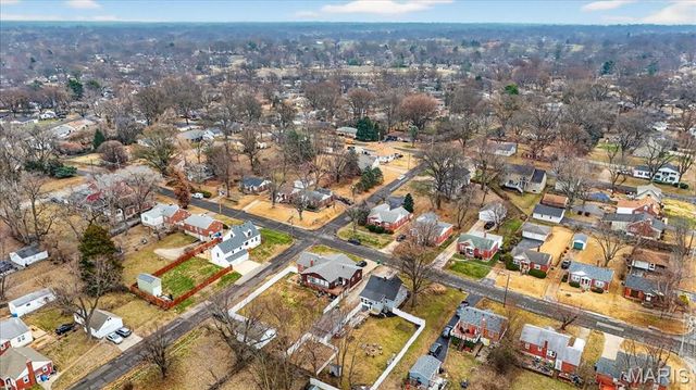 969 N Castello Street, Florissant, MO 63031