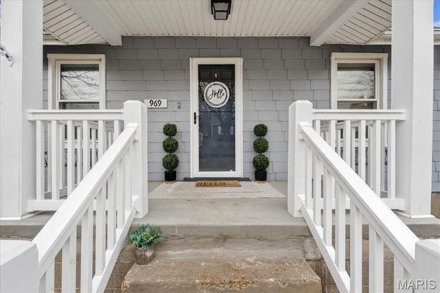 969 N Castello Street, Florissant, MO 63031