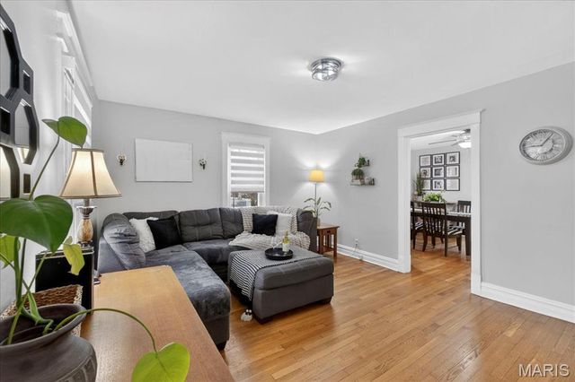 969 N Castello Street, Florissant, MO 63031