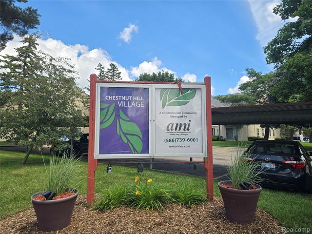 833 Bloomfield Village Boulevard C, Auburn Hills, MI 48326