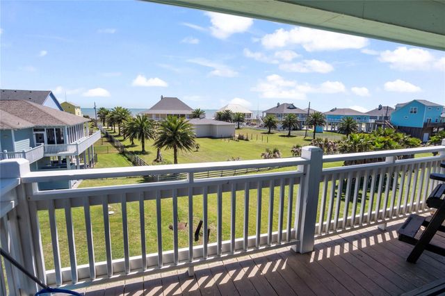 2366 Sandman, Crystal Beach, TX 77650