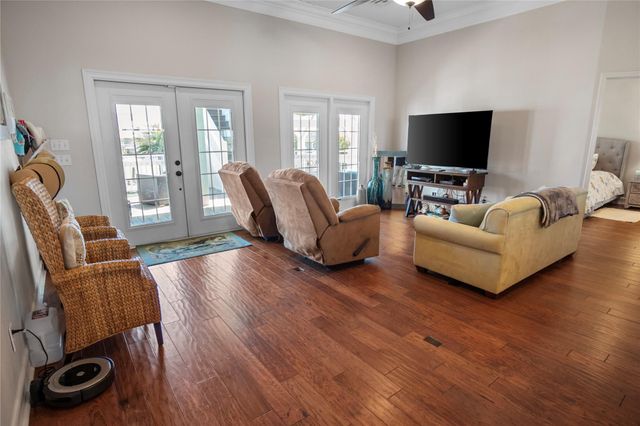 2366 Sandman, Crystal Beach, TX 77650