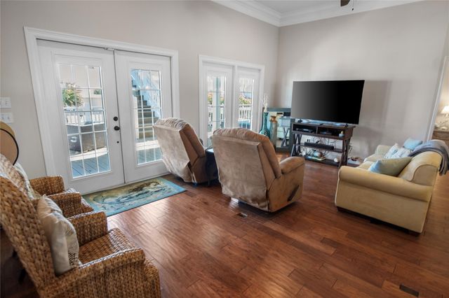 2366 Sandman, Crystal Beach, TX 77650