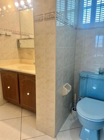 3600 NE 170 Street Apt.D.303, North Miami Beach, FL 33160