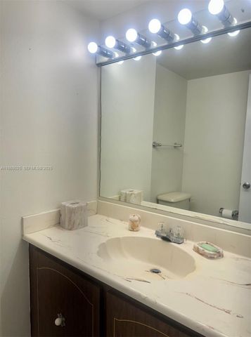 3600 NE 170 Street Apt.D.303, North Miami Beach, FL 33160