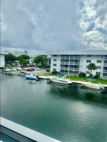 3600 NE 170 Street Apt.D.303, North Miami Beach, FL 33160